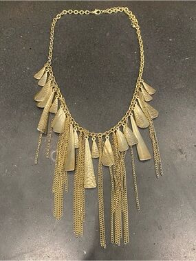 Gold tone statement necklace fringe hammered pendants strands detail